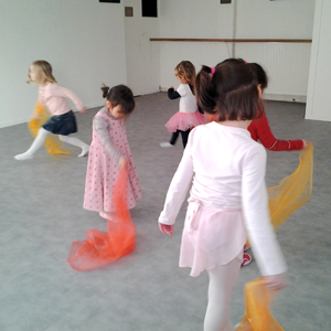 Atelier d'éveil pour enfants et danse, à Auxerre